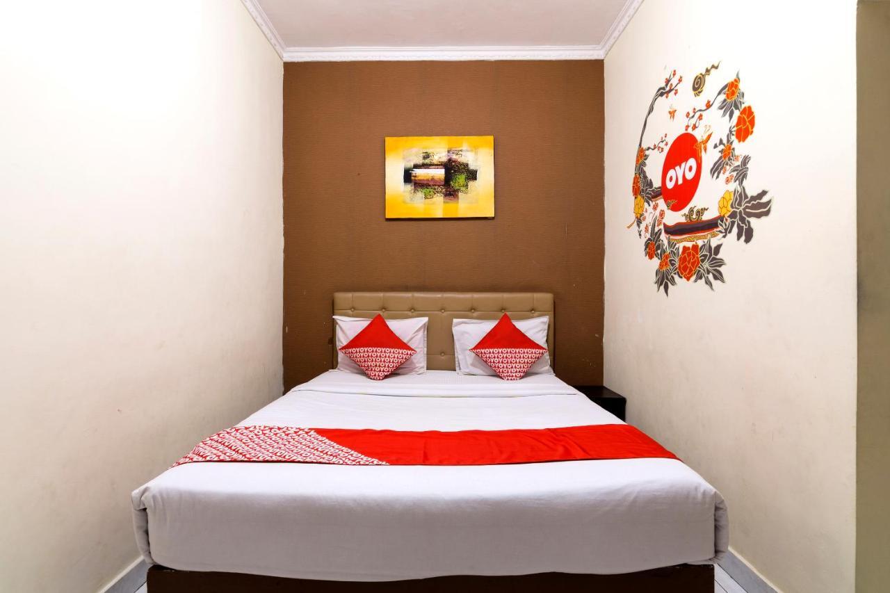 Hotel Oyo 198 Emdi House Seturan Melati Exterior foto