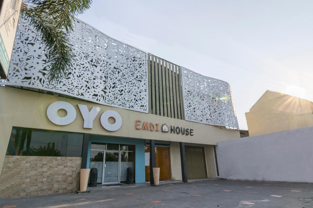 Hotel Oyo 198 Emdi House Seturan Melati Exterior foto
